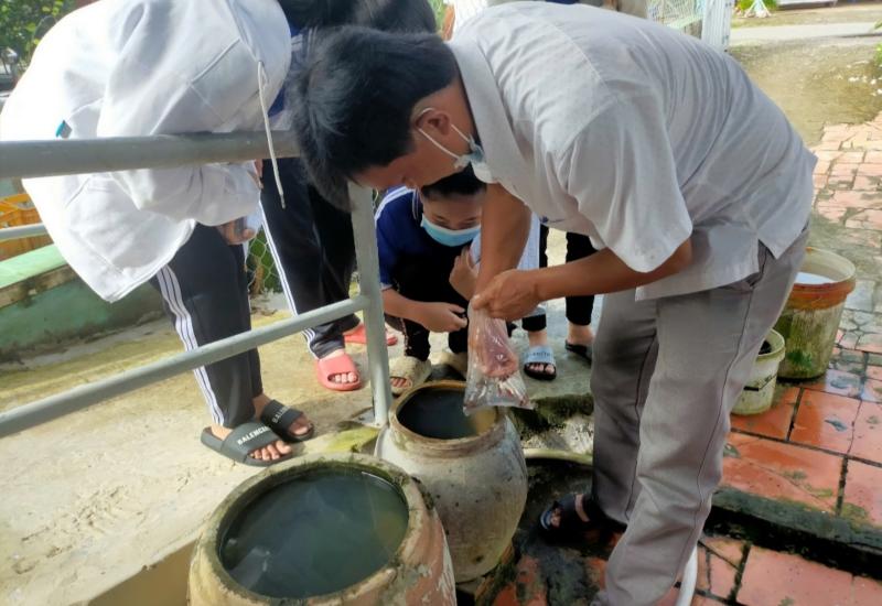 Mỹ Hiệp tổ chức ra quân tuyên truyền diệt lăng quăng, phòng bệnh sốt xuất huyết tại ấp Đông